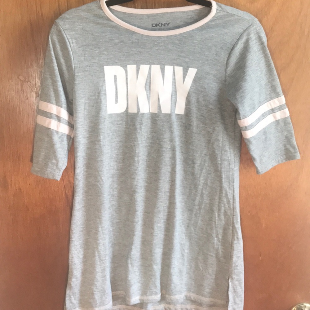 DKNY shirt, perfect condition!